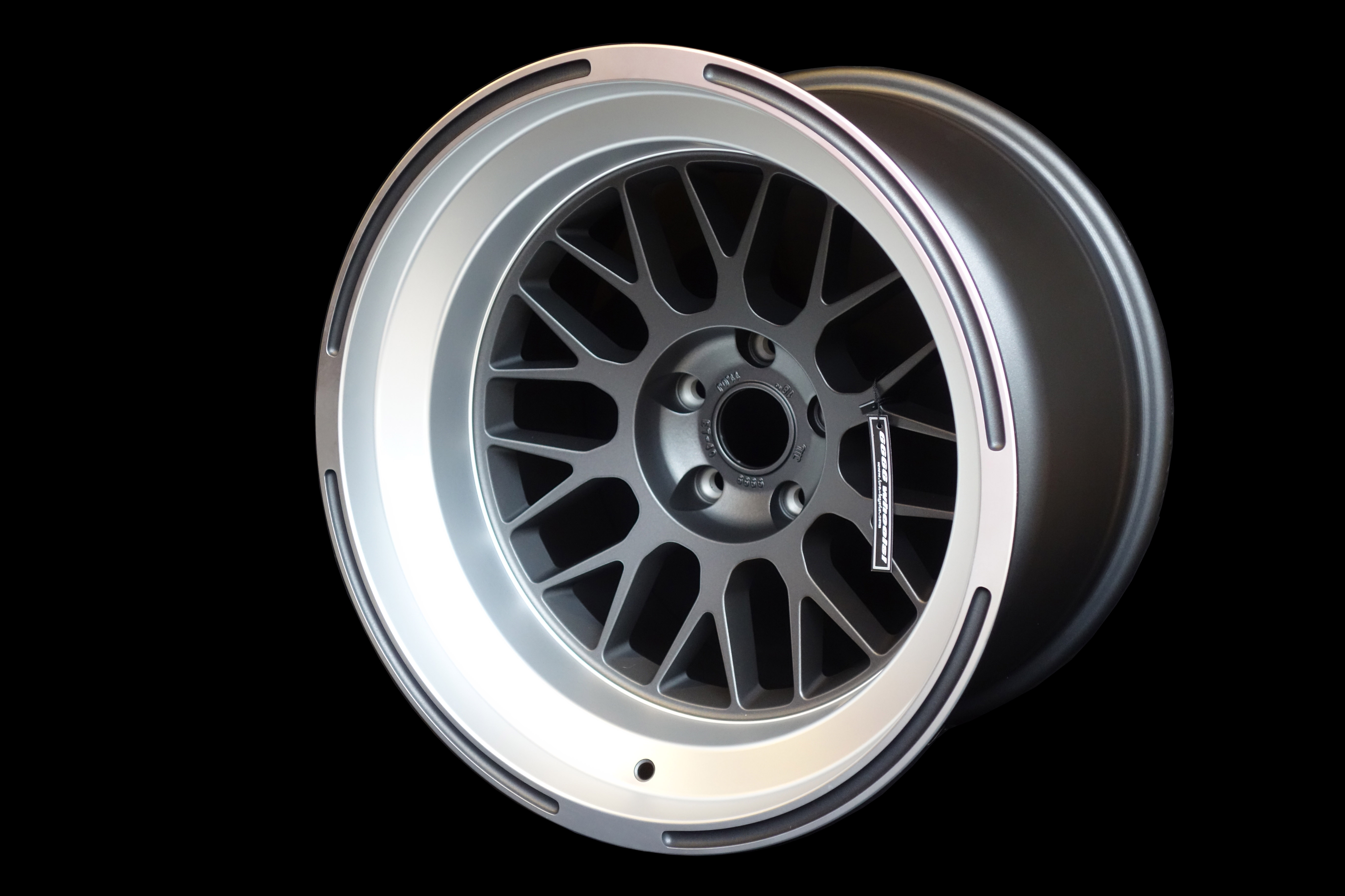 PANDEM RACING WHEEL 18inch 11J